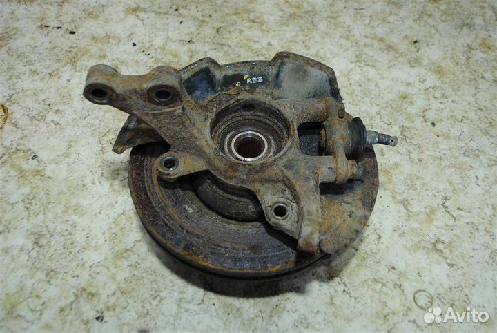 Кулак передний левый Elantra HD Kia Ceed ED