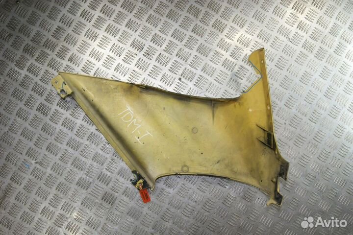 Пластик передний Yamaha TDM850-1