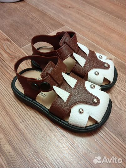 Детская обувь