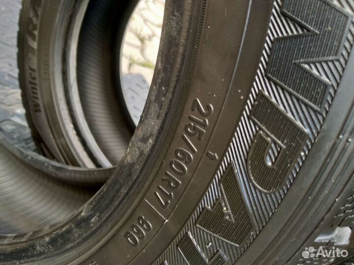Toyo Tranpath S/U 215/60 R17