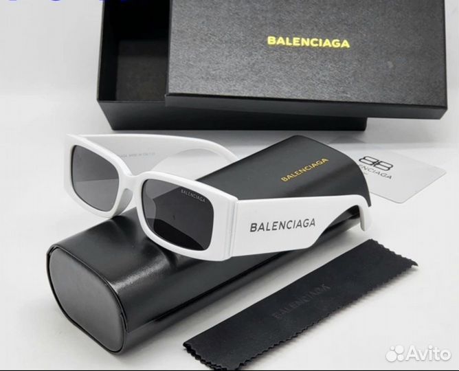 Солнцезащитные очки balenciaga