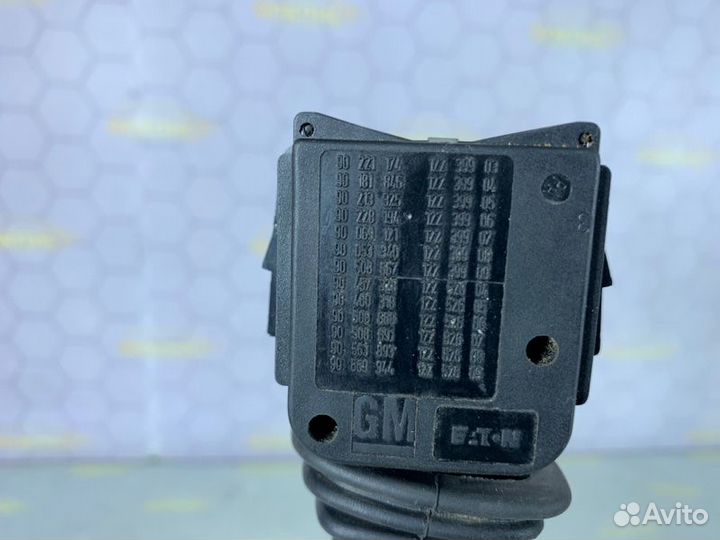 Переключатель поворотов Opel Sintra 1997