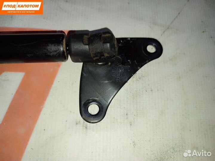 Амортизатор крышки багажника правый Volkswagen