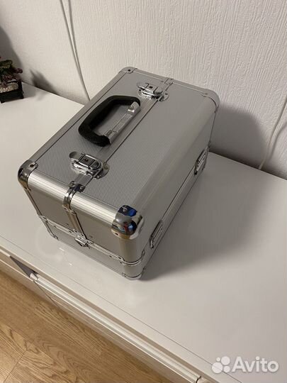 Саквояж для косметики