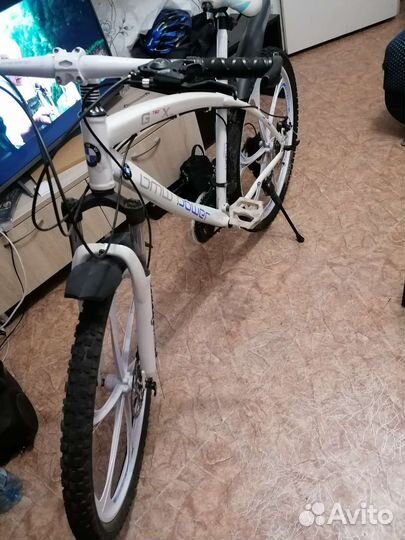 Велосипед на литых дисках bmw