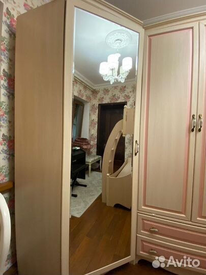 Мебель в детскую комнату