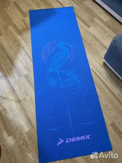 Коврик для йоги и фитнеса