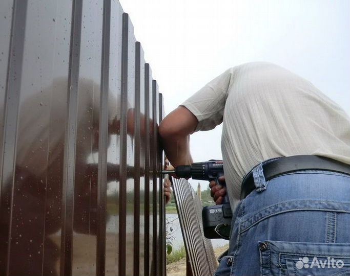Требуются сварщик-монтажник металлоконструкций