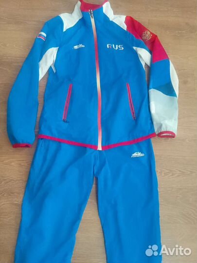 Спортивный костюм женский forward 42 р