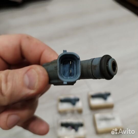 Топливная форсунка для Киа Оптима 2.4 35310-2G300