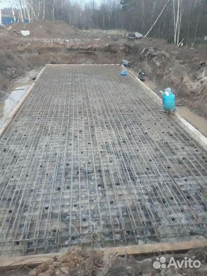 Копка траншей вручную