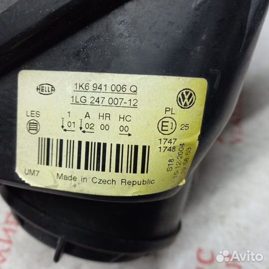 Фара галогеновая передняя правая Volkswagen Golf 5