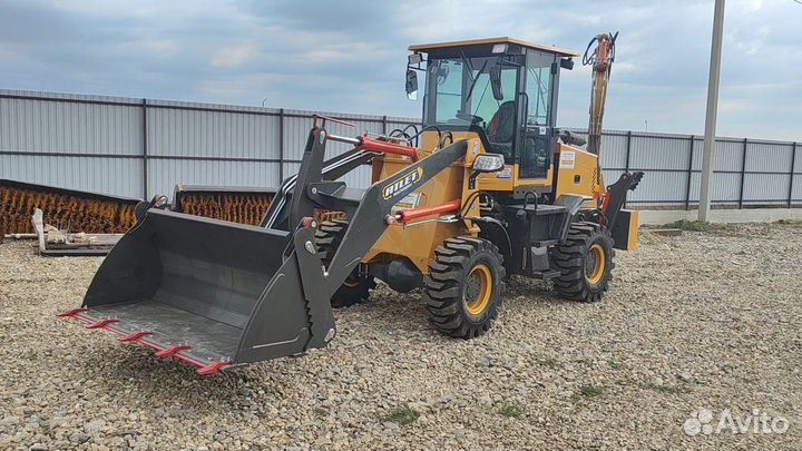 Экскаватор-погрузчик CASE 570 ST, 2023