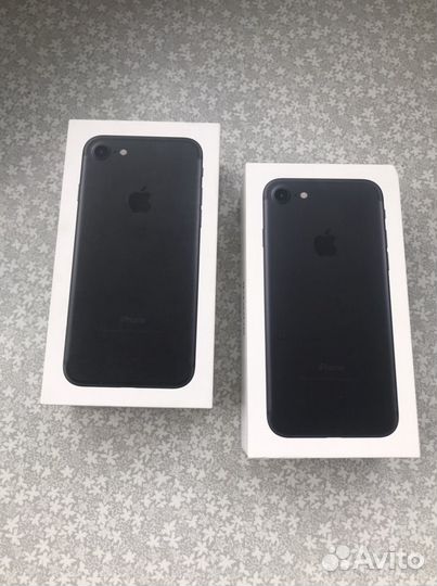 Коробки от iPhone