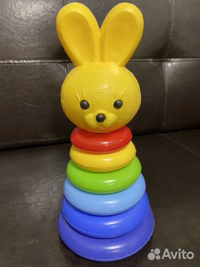 Пирамидка пластик