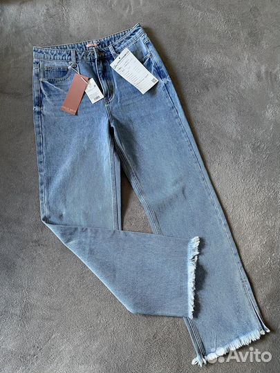 Джинсы новые Dolce Mela
