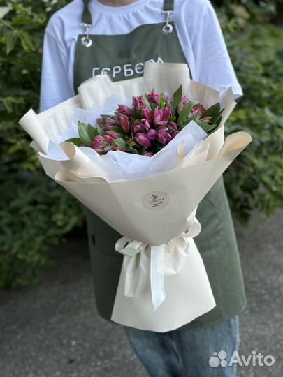 Букет альстромерия 1200