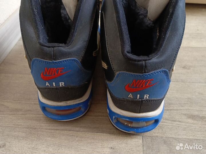 Кроссовки nike,оригинал 46