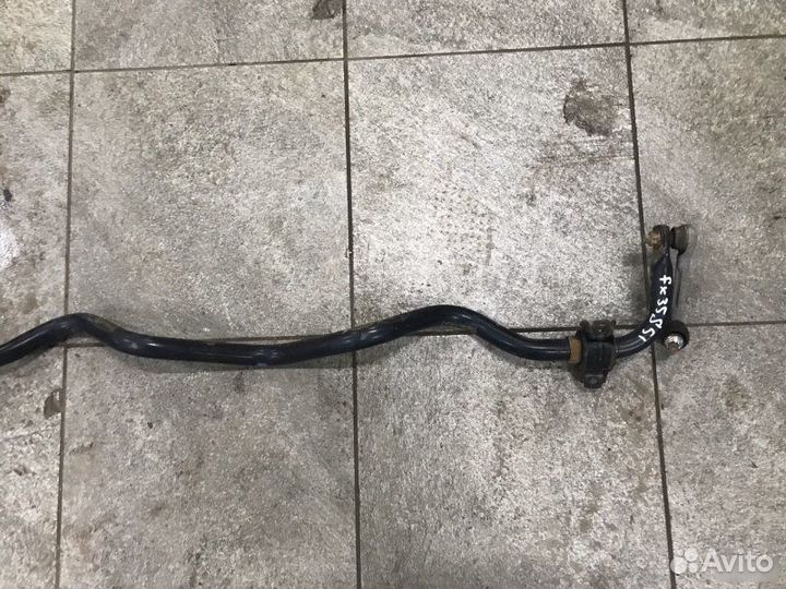 Передний стабилизатор Infiniti Fx35