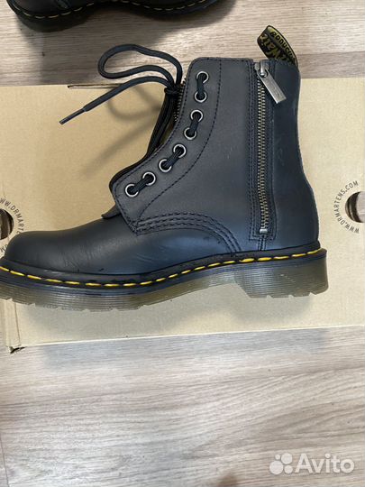 Ботинки женские Dr. Martens