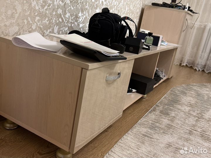 Тумба под телевизор