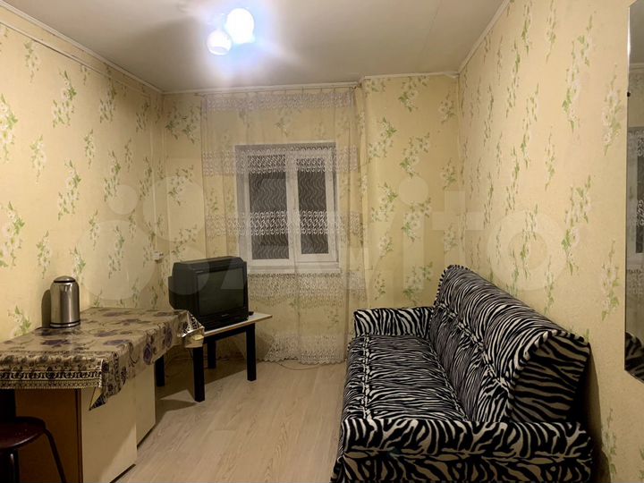 Комната 13 м² в 3-к., 1/2 эт.