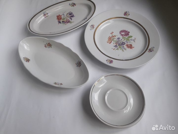 Тарелки, блюдца, рыбники