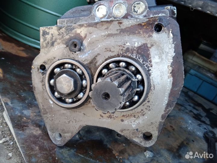 Кпп УАЗ 4 ступка буханка от 409 мотора вал 29