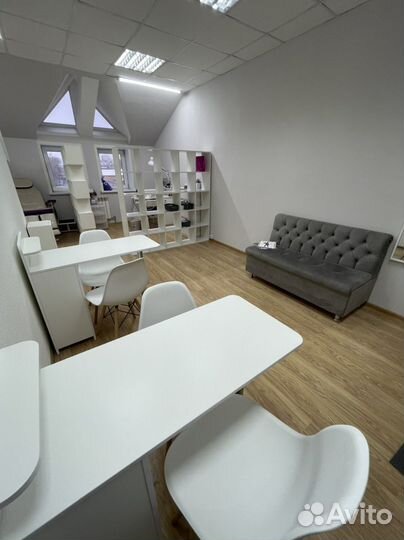 Аренда мастера маникюра, педикюра 24/7