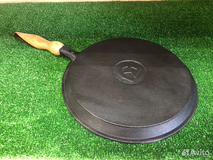 Сковорода блинная чугун 240х15 мм, съемная ручка