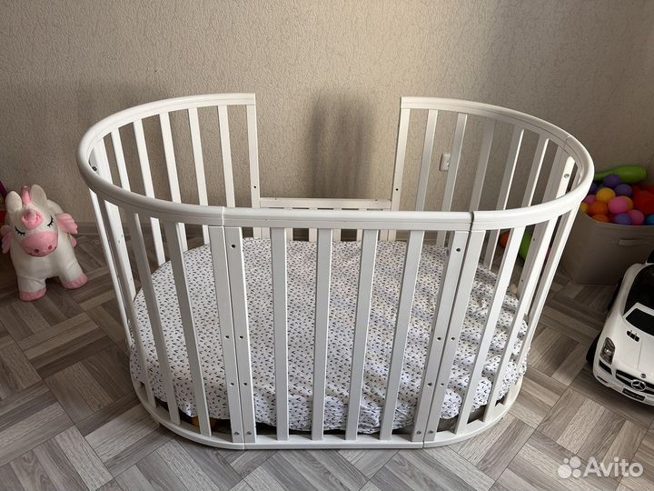 Кровать-трансформер с маятником