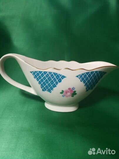 Соусник, селедочница