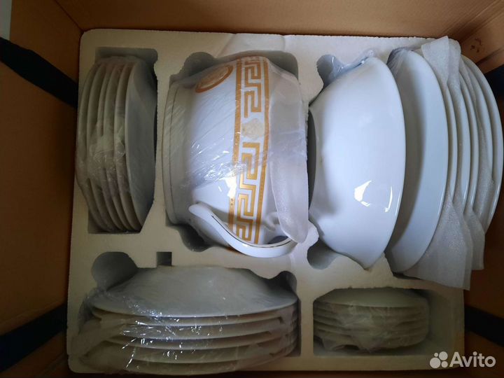 Набор столовой посуды новый 51 предмет