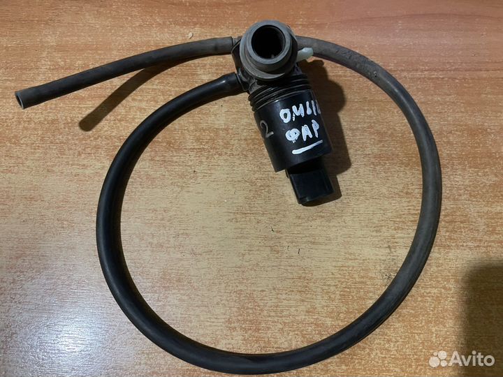 Моторчик стеклоомывателя Freelander 2 Land Rover