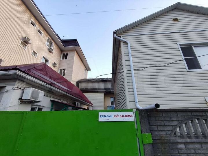 Комната 10 м² в 2-к., 1/1 эт.