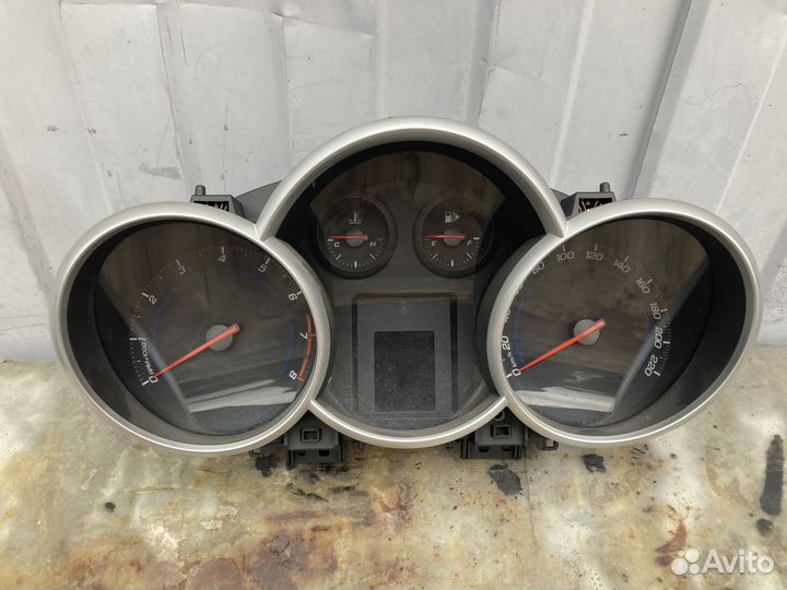 Щиток приборов Шевроле Круз J300