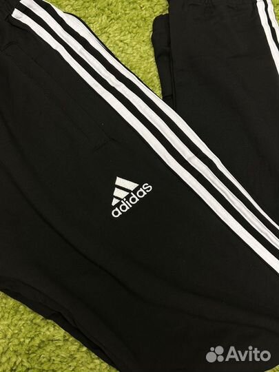 Спортивные штаны adidas