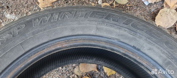 Dunlop SP Winter Ice 01 195/65 R15 95T
