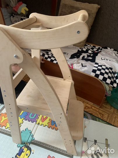 Башня помощника стул