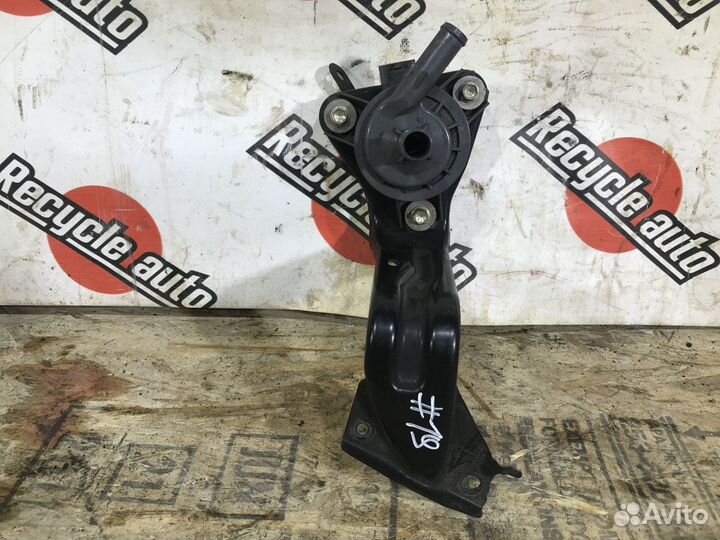 Помпа инвертора toyota crown AWS210 2arfse 2013