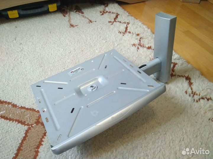 Подставка для телевизора настенная