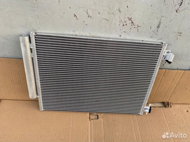Nissan Terrano D10 Радиатор кондиционера
