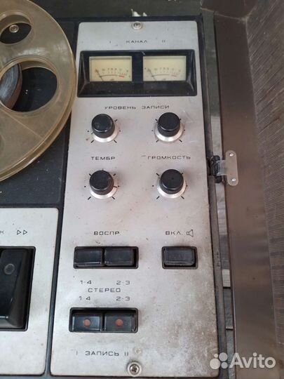 Бабинный магнитофон elfa 332