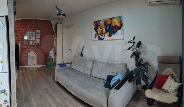 Доля в 2-к. квартире, 45,4 м², 8/9 эт.