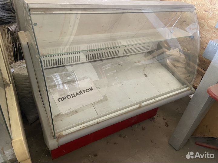 Витринные холодильники б/у