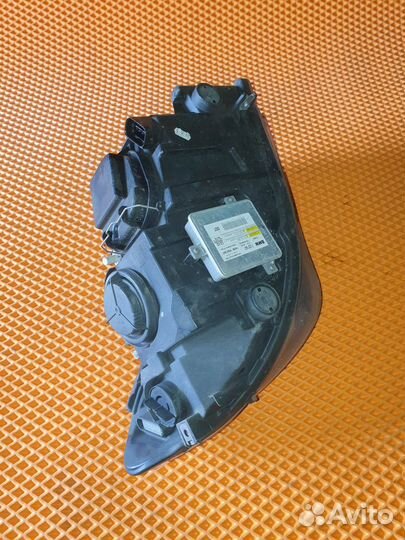 Фара левая бмв Х1 Е84