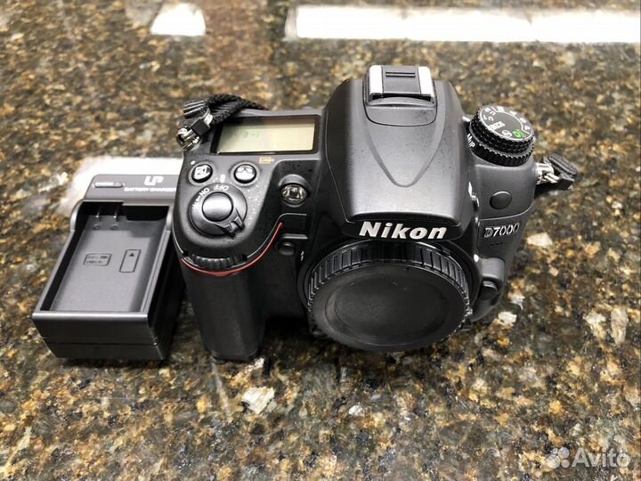 Nikon D7000 body