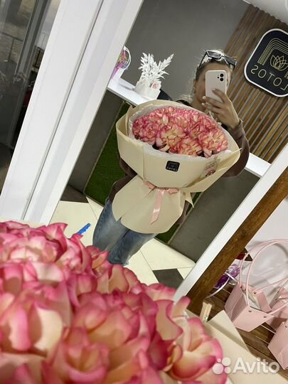 Вывернутая роза