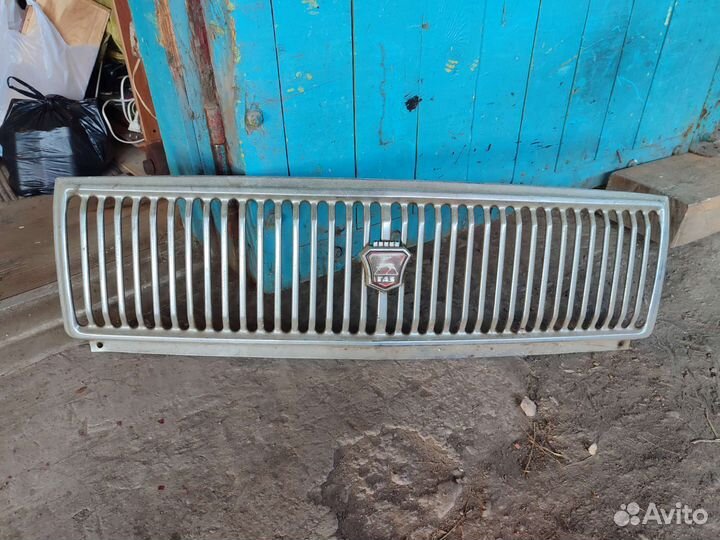 Продам решетку радиатора на газ 3102