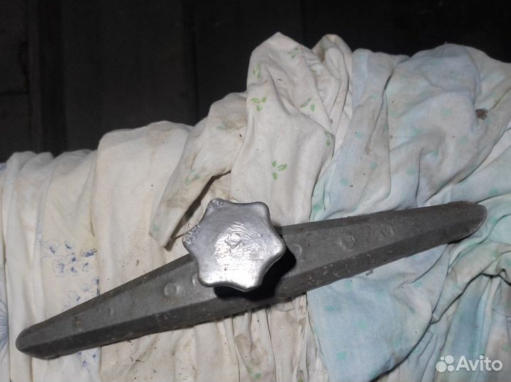 Скоба и пресс для доставки